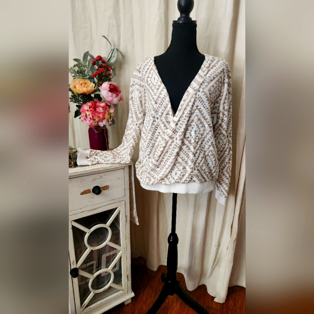Ariat Geometric Aztec V-Neck Sweater Size Large
